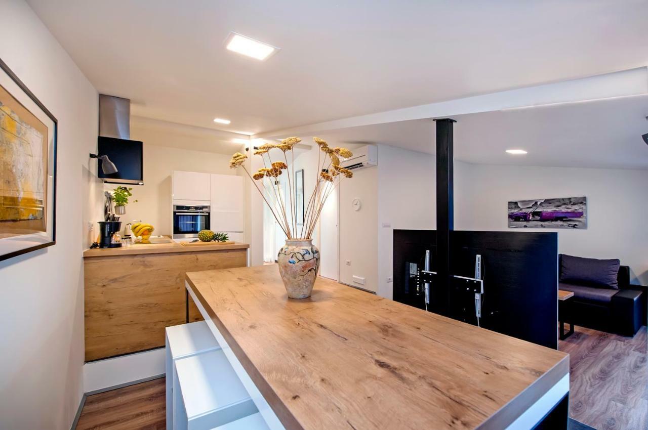 Lakovich Sea View Apartments Rovinj Extérieur photo