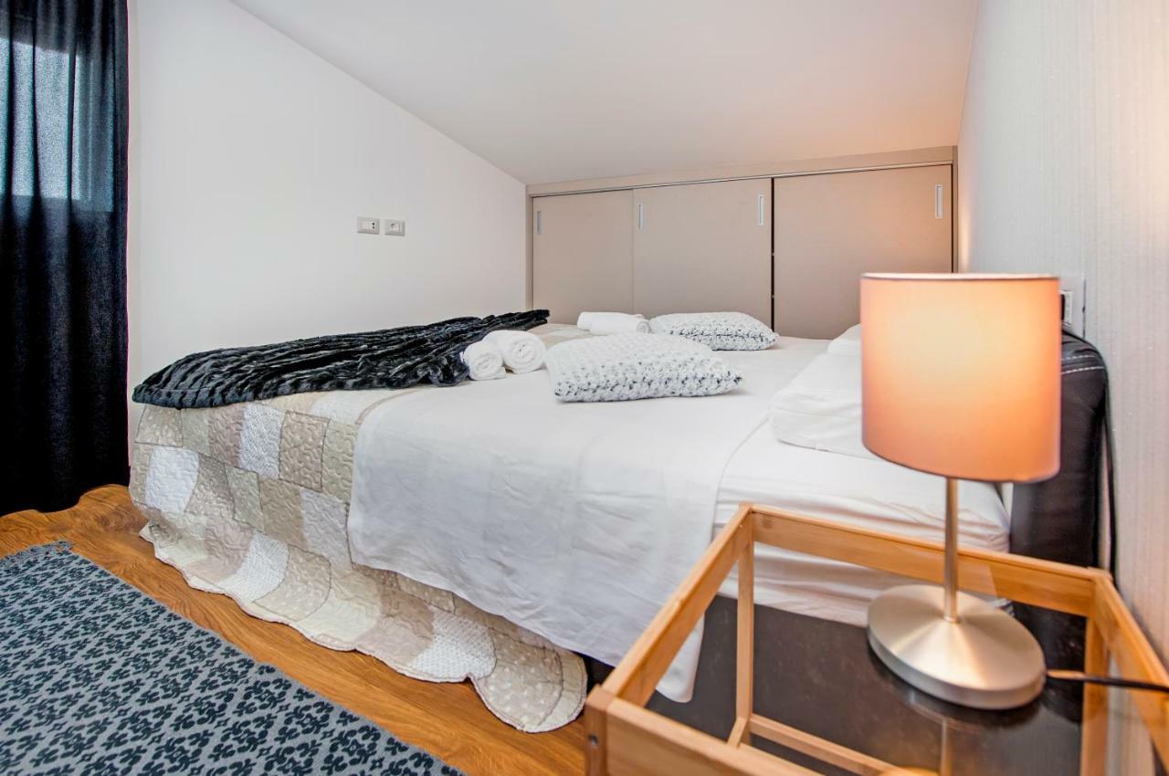 Lakovich Sea View Apartments Rovinj Extérieur photo