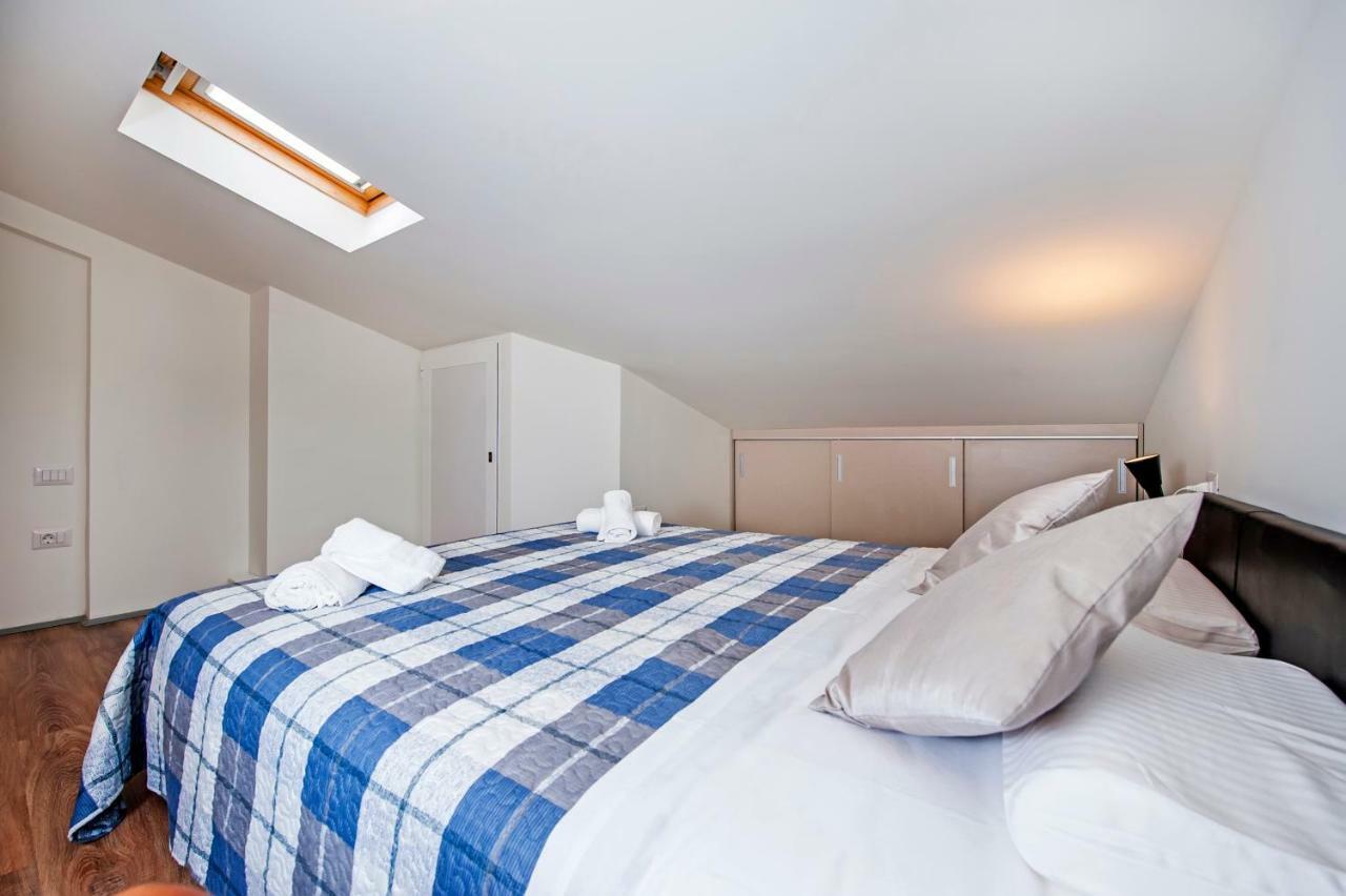 Lakovich Sea View Apartments Rovinj Extérieur photo